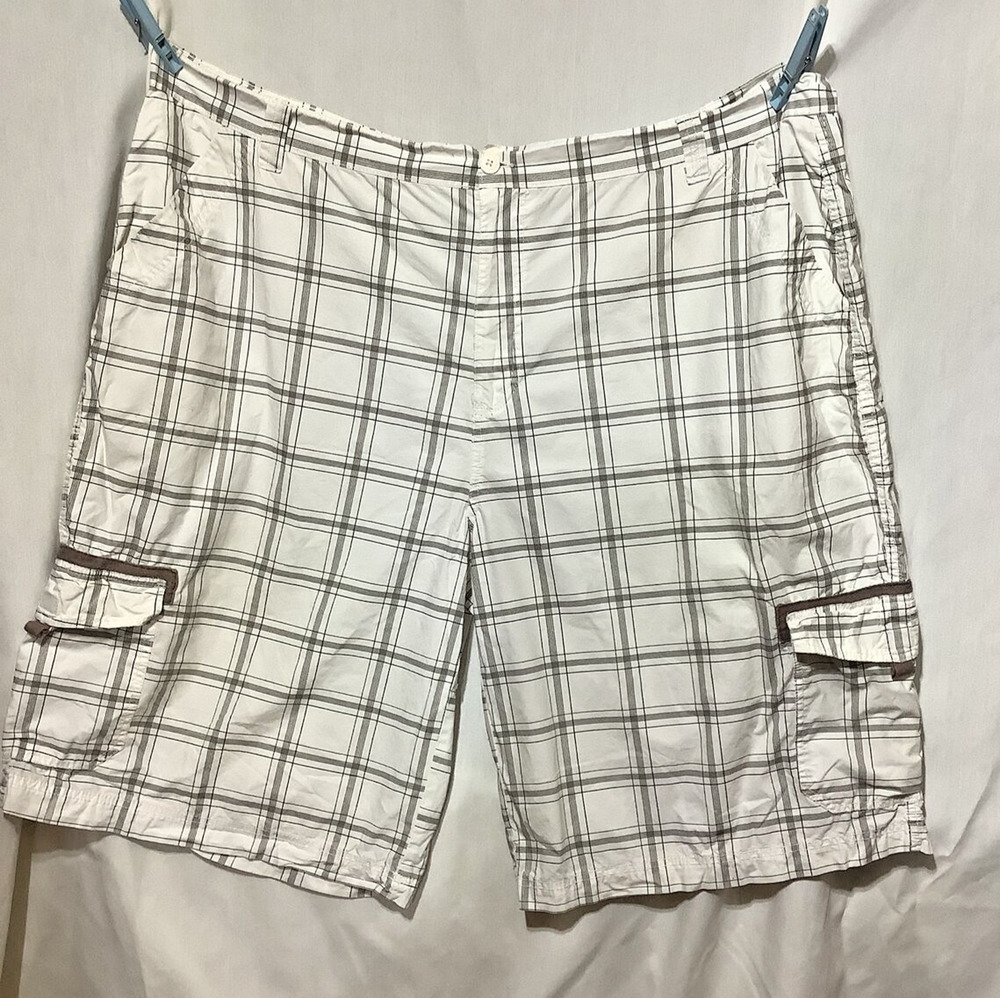 Modern Culture Size 52 Mens White Plaid Cargo Shorts Big and Tall Cotton Blend